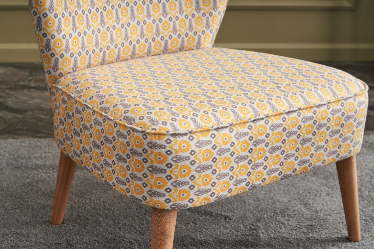 Fauteuil style scandinave Okapi Tissu Motif Floral Jaune