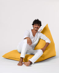 Pouf / coussin de sol triangle Gilka 90x145cm Tissu Jaune