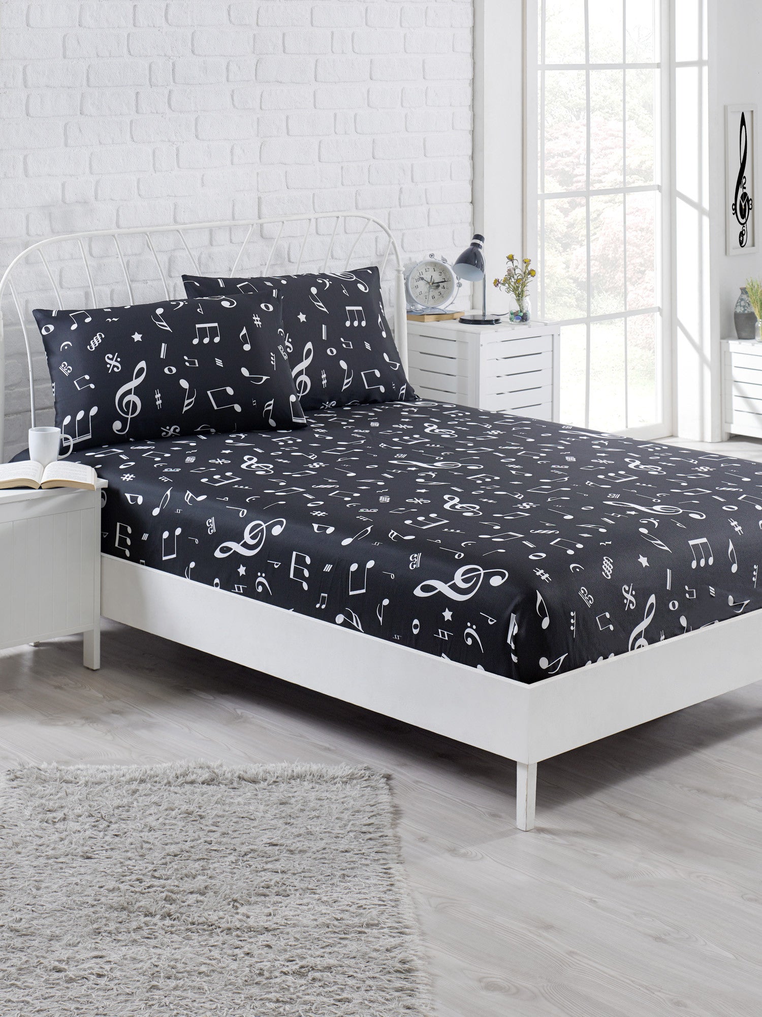 Set drap housse 160x200cm et 2 taies d'oreiller 50x70cm Noctisa Coton Motif Musique Noir et Blanc