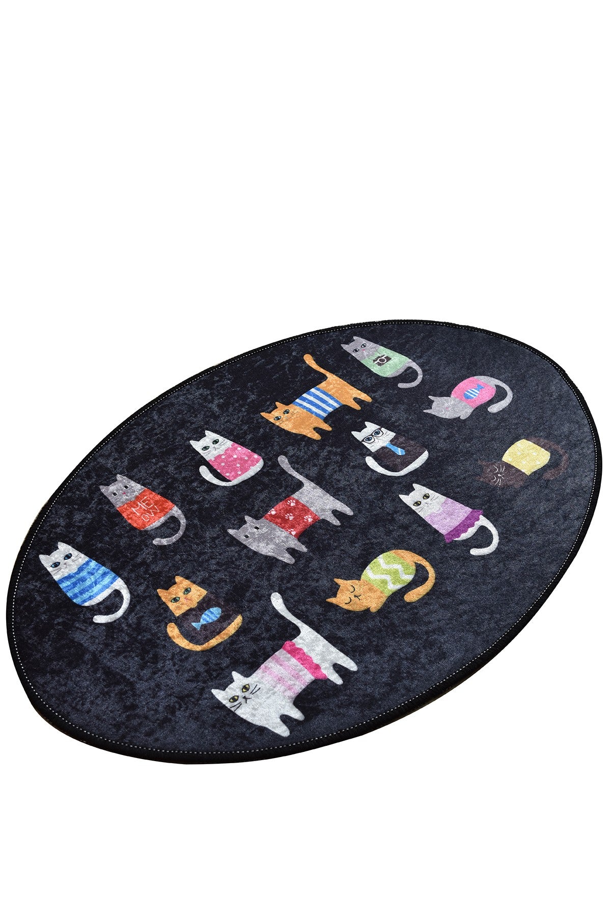 Tapis ovale Jaylen 60x90cm Velours Motif Chats fond Noir